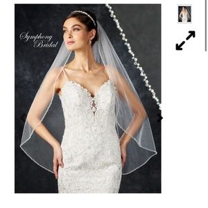 Symphony Bridal Veil Ivory Pearl fingertip Bride